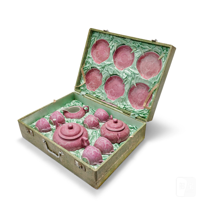 民國 胭脂紅釉茶具一組 | A PUCE GROUND SGRAFFIATO TEA SET - 图6